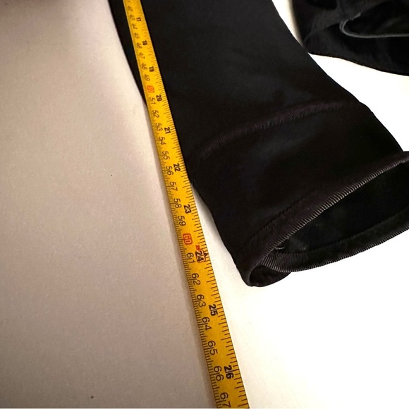 Lululemon Black Out and About Hooded Jacket 8 EUC - Picture 13 of 16